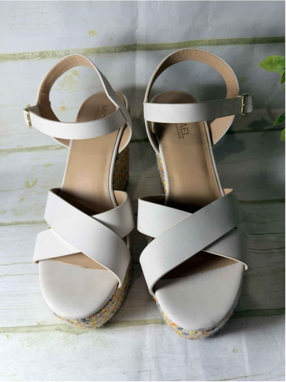 Michael by Michael Shannon White Wedges Size 9 - Picture 3 of 7